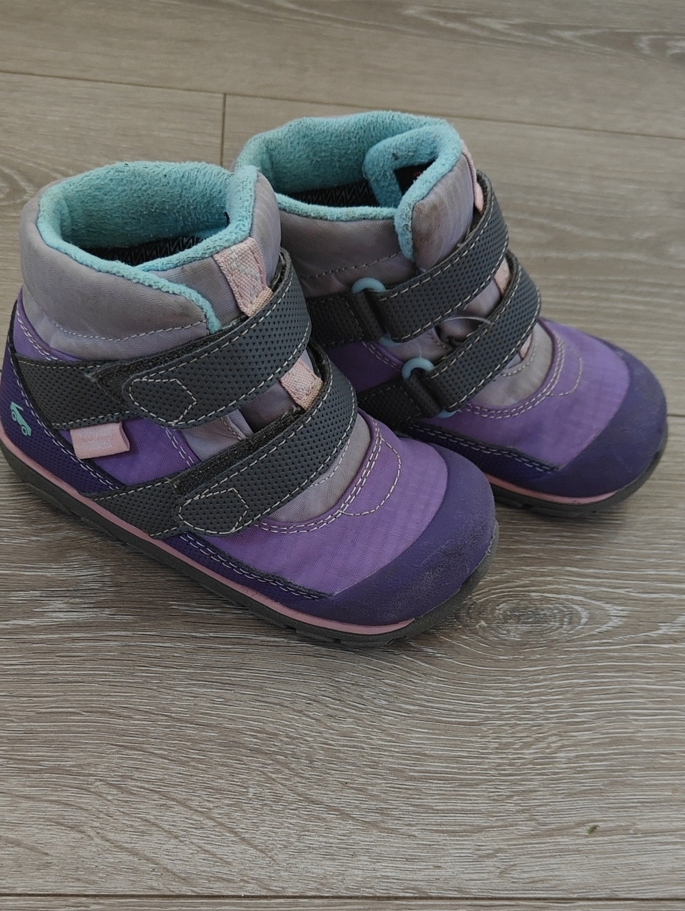 See Kai Run Toddler 9 Waterproof Insulated Winter Autumn Boots Purple
